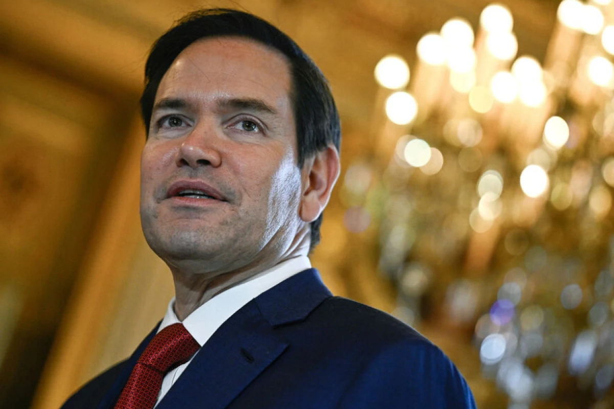 Rubio İstanbula gəldi