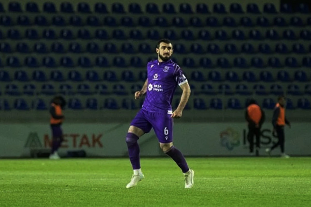“Sumqayıt”ın kapitanı karyerasını başa vurur