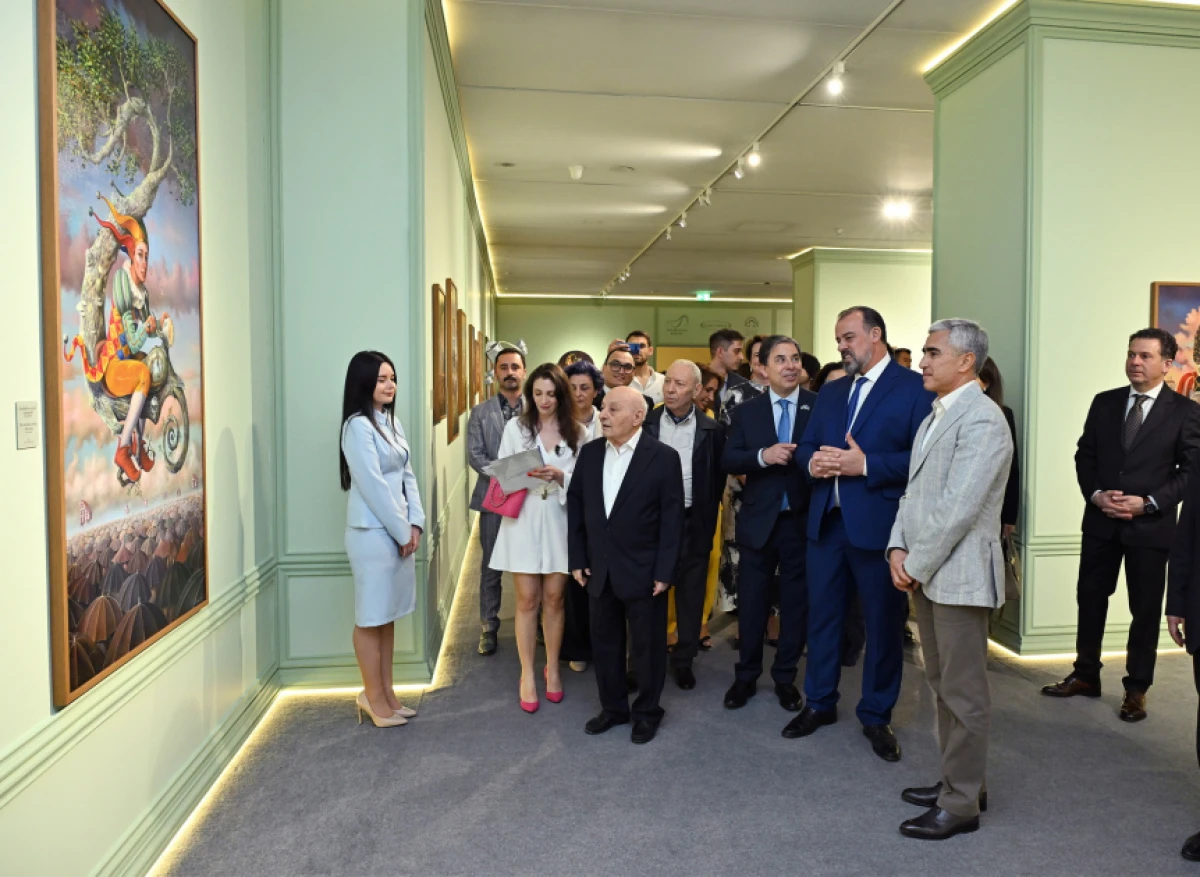 Heydər Əliyev Mərkəzində braziliyalı rəssam Luiz de Souzanın sərgisinin açılışı oldu — 5