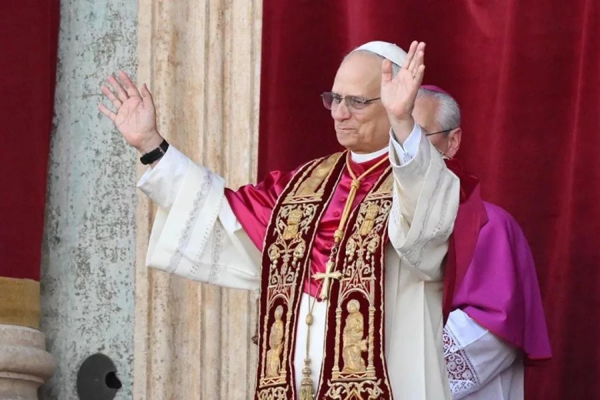 Papa XIV Leonun taxta çıxma mərasimi keçirilir