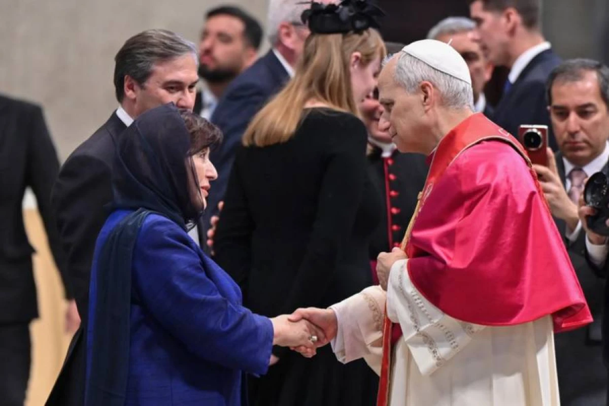 Sahibə Qafarova Papa XIV Leoya Azərbaycan Prezidentinin təbriklərini çatdırdı