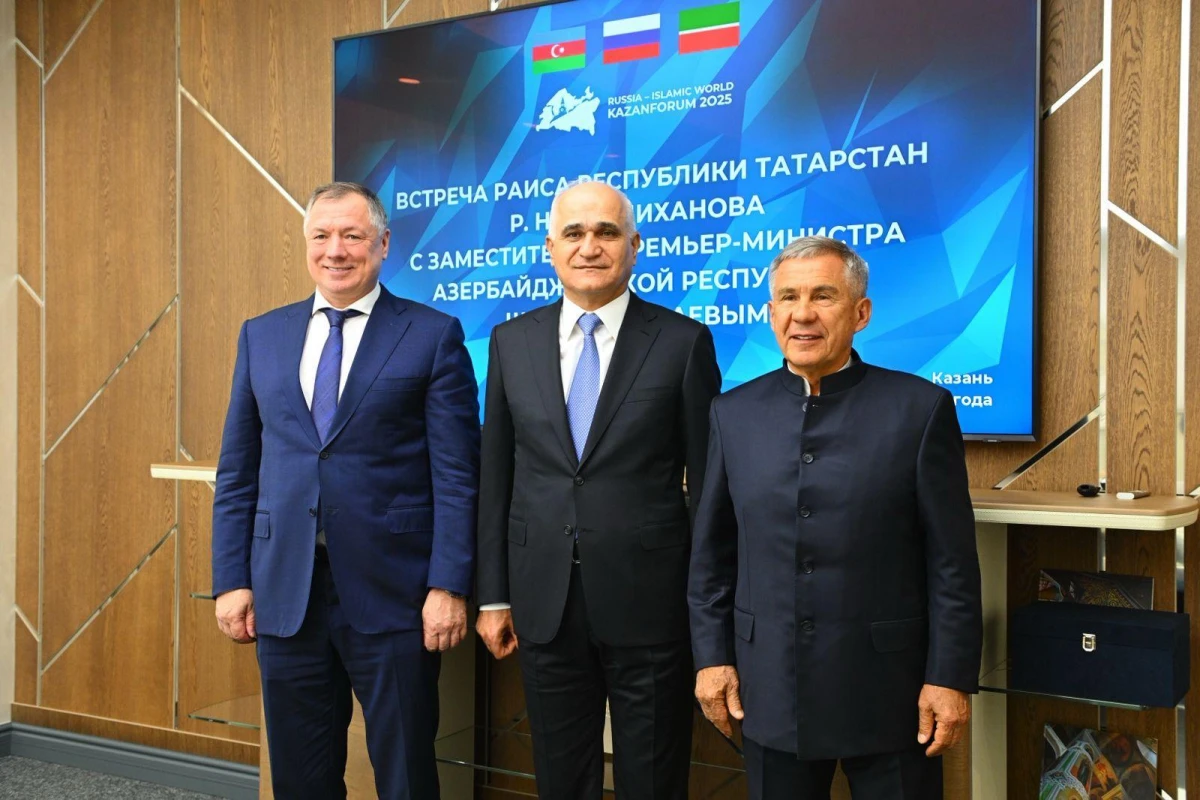 Azərbaycan nümayəndə heyəti Beynəlxalq İqtisadi Forumda iştirak etdi — 3