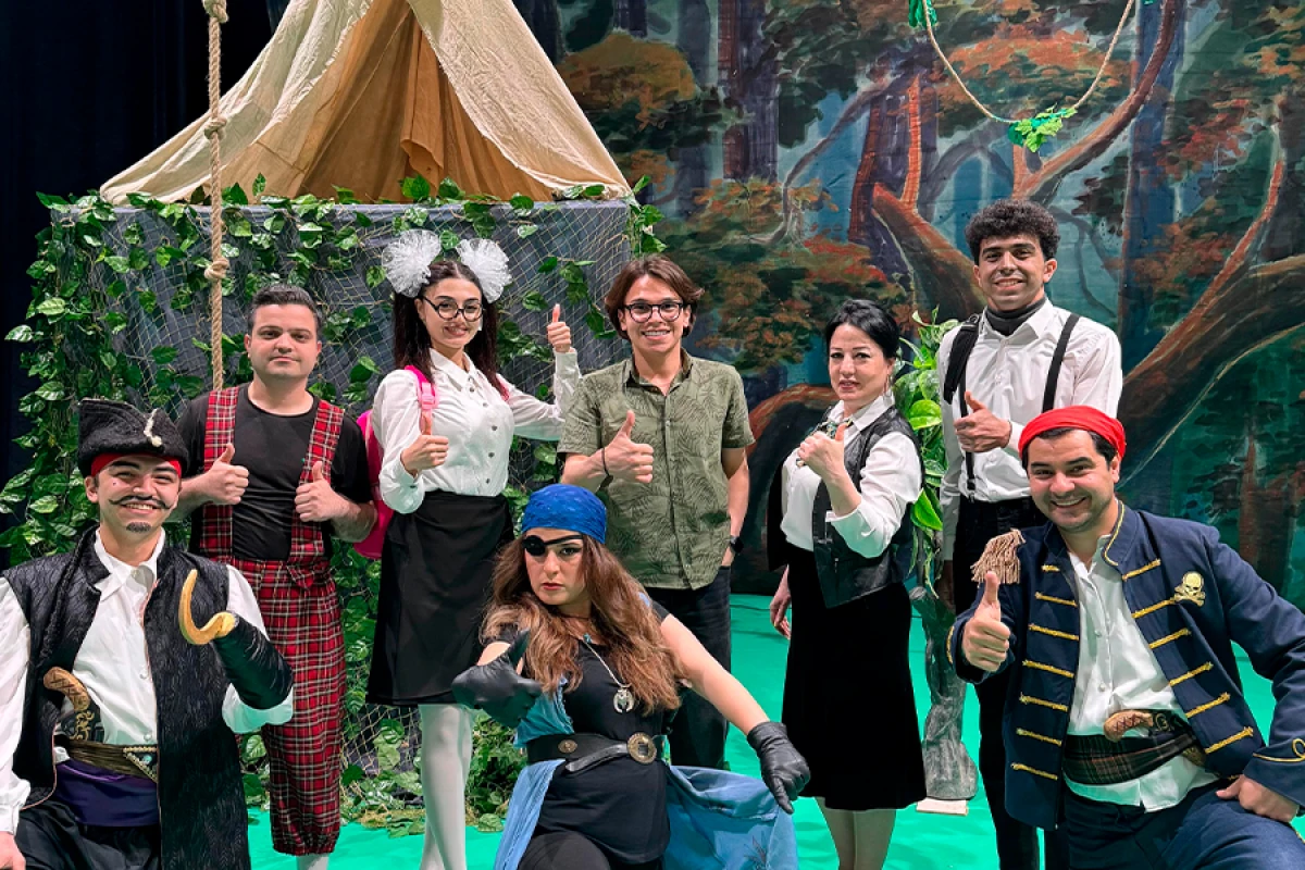 Sumqayıt Dövlət Dram Teatrında  “Sehrli Yaylıq” uşaq tamaşasının premyerası oldu