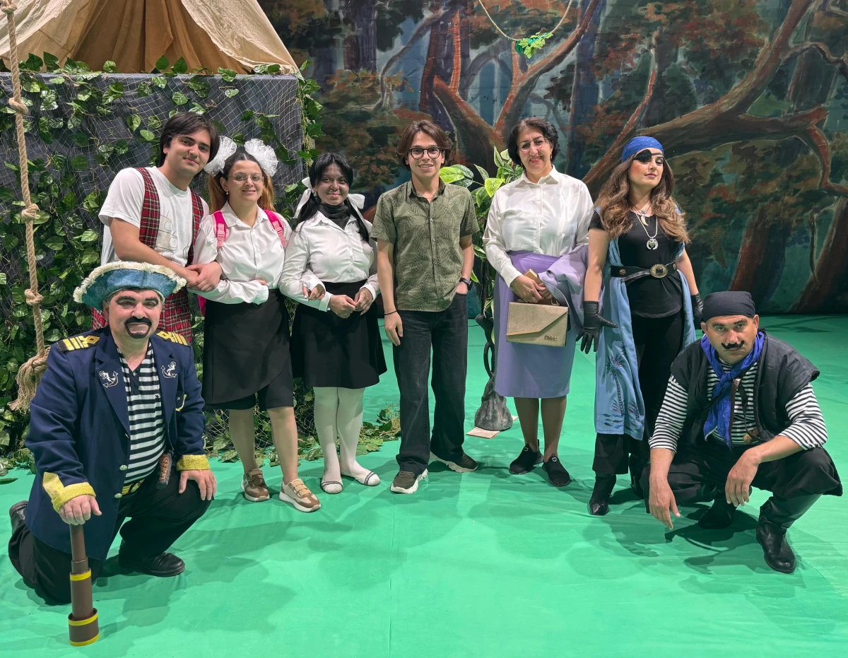 Sumqayıt Dövlət Dram Teatrında  “Sehrli Yaylıq” uşaq tamaşasının premyerası oldu — 1