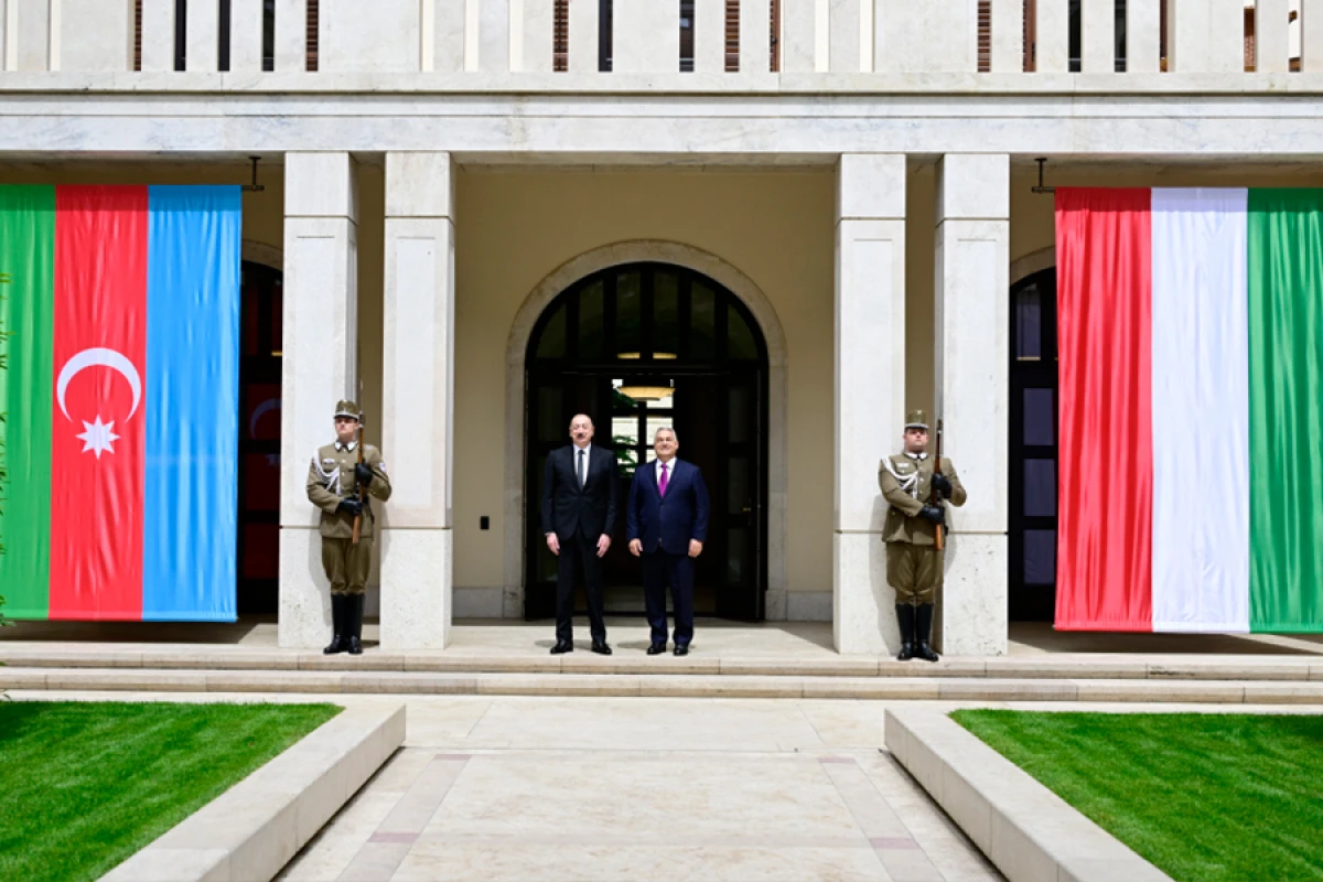 Prezident İlham Əliyevin Macarıstanın Baş naziri ilə məhdud tərkibdə görüşü oldu