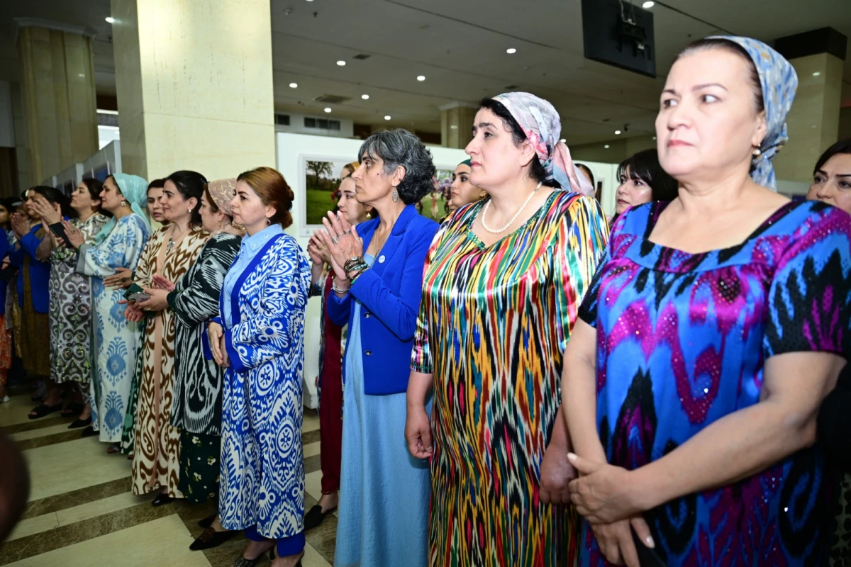 “Azərbaycanın sənət incilərində yaşayan milli irsi” adlı sərgi açıldı — 1