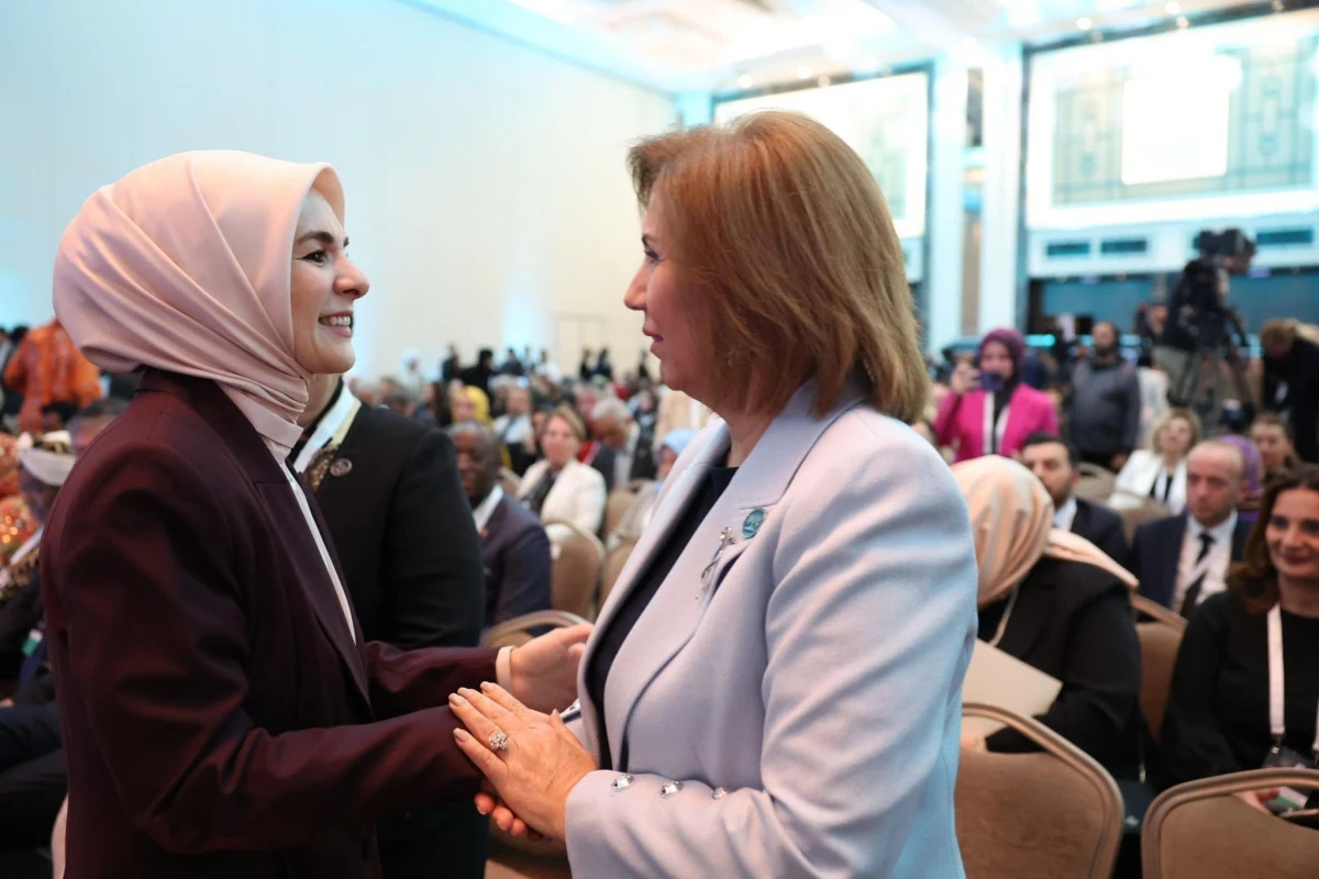 Bahar Muradova İstanbulda Beynəlxalq Ailə Forumunda çıxış etdi — 6