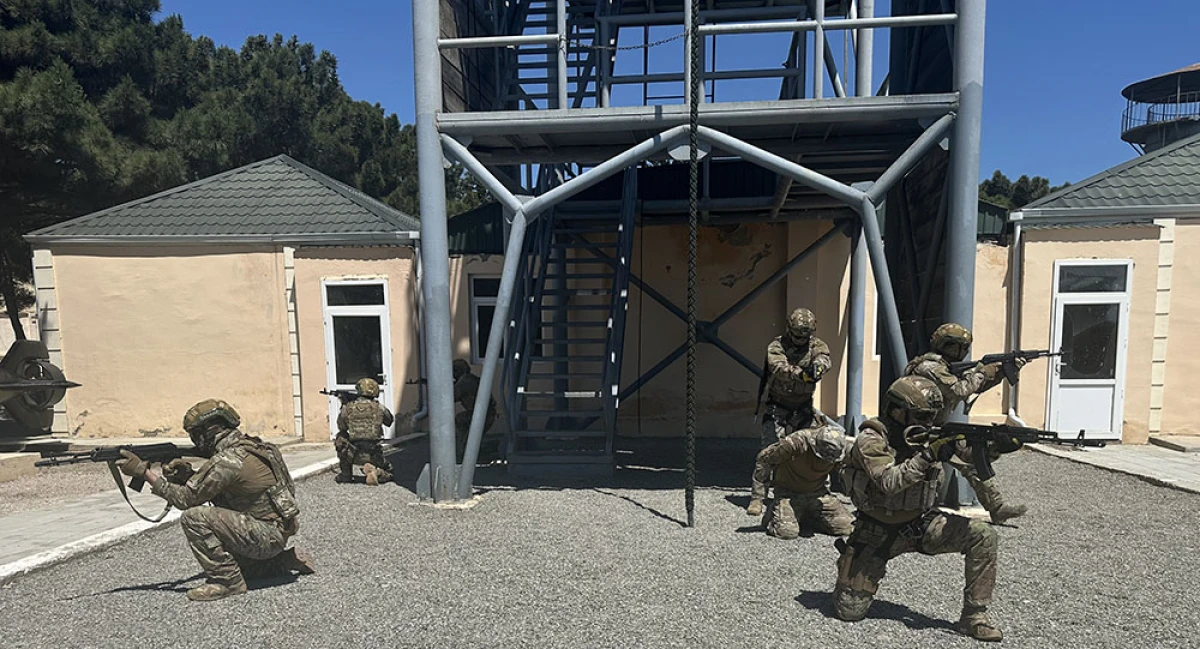 NATO nümayəndə heyəti ilə görüşlər keçirildi — 5