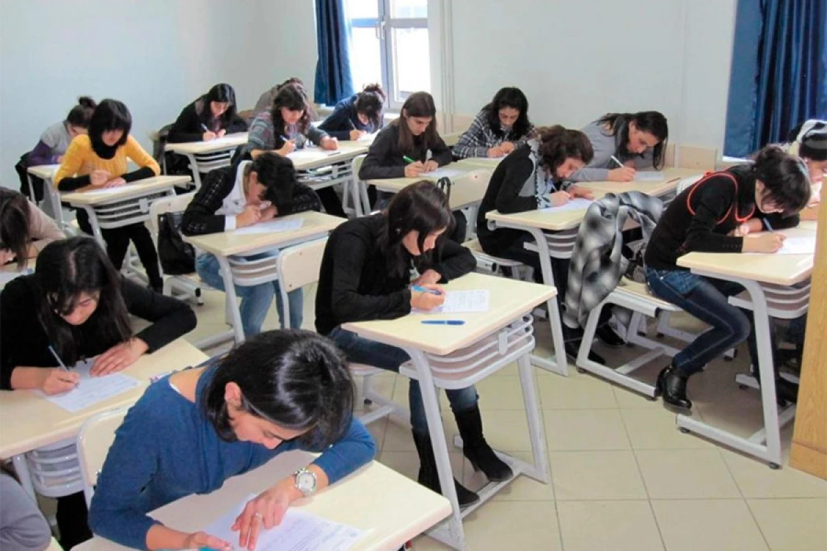 Ali təhsil müəssisələrinə qəbul olmaq üçün qeydiyyatdan keçən abituriyentlərin sayı 130 mindən çoxdur