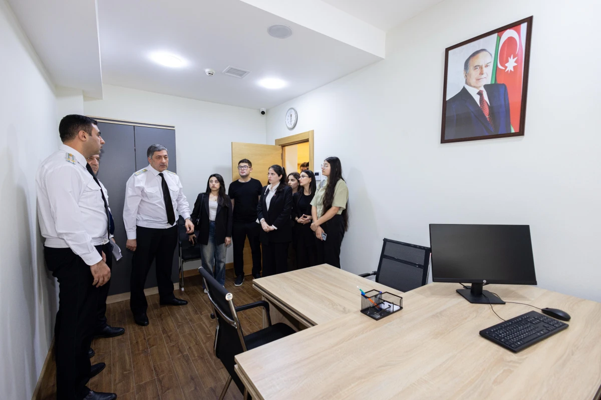Nəsimi prokurorluğunda Qarabağ Universitetinin tələbələri ilə görüş keçirildi — 4