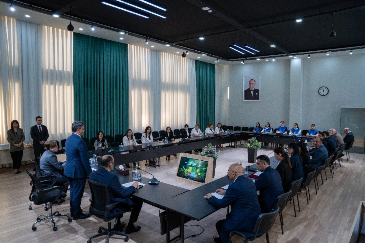 Ekologiya və Təbii Sərvətlər Nazirliyi işçiləri peşə bayramını qeyd etdilər — 3