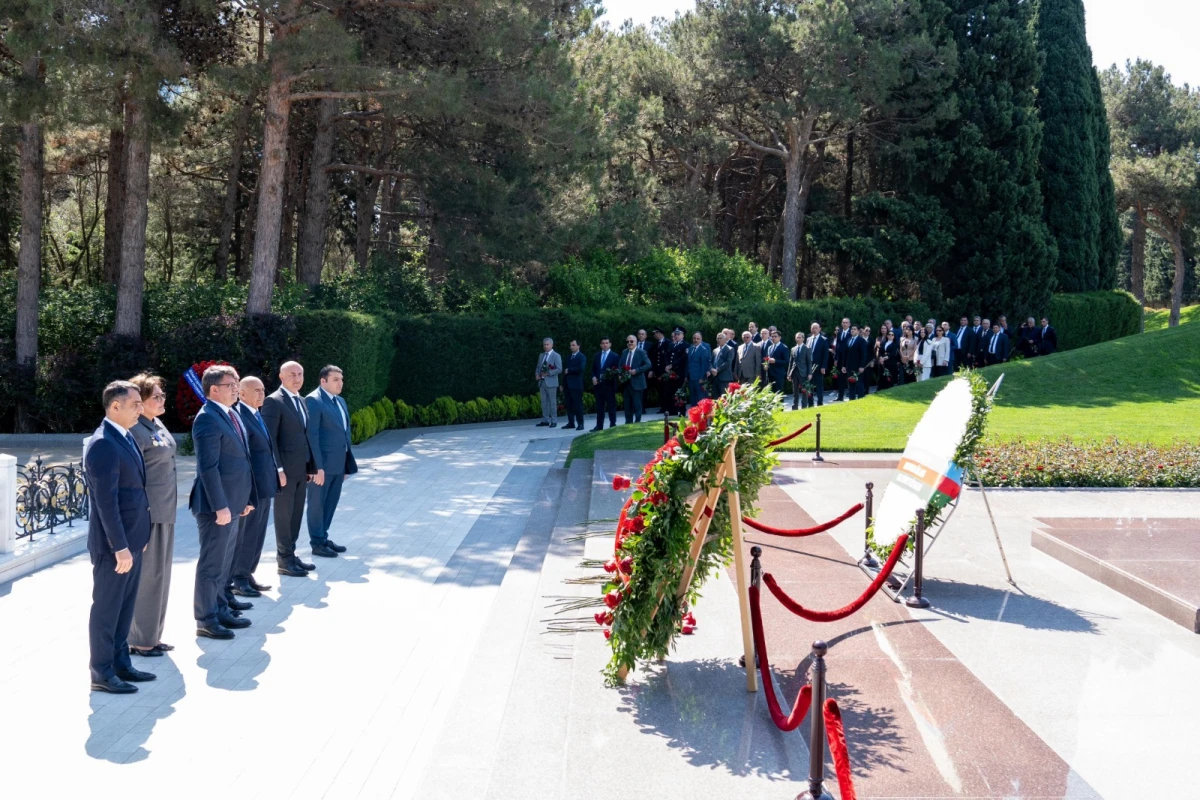 Ekologiya və Təbii Sərvətlər Nazirliyi işçiləri peşə bayramını qeyd etdilər — 8