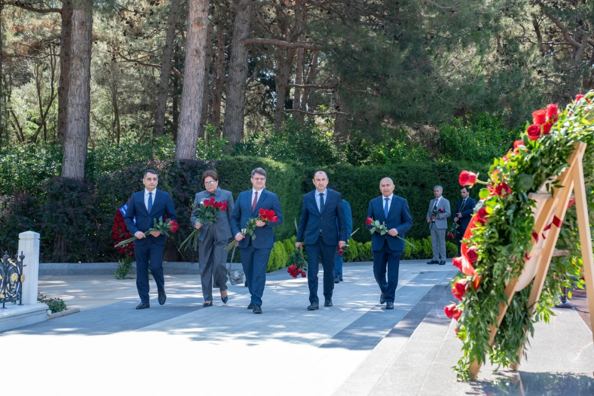 Ekologiya və Təbii Sərvətlər Nazirliyi işçiləri peşə bayramını qeyd etdilər — 9