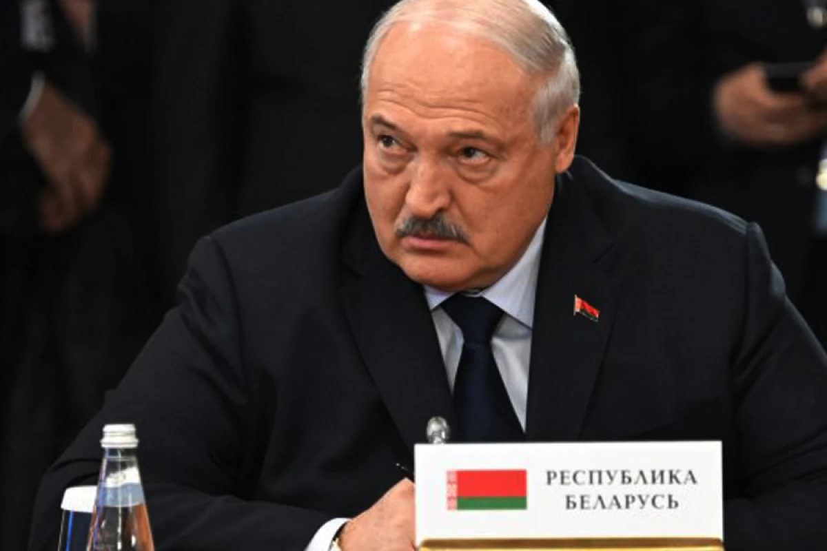 Aleksandr Lukaşenko Prezident İlham Əliyevi təbrik etdi
