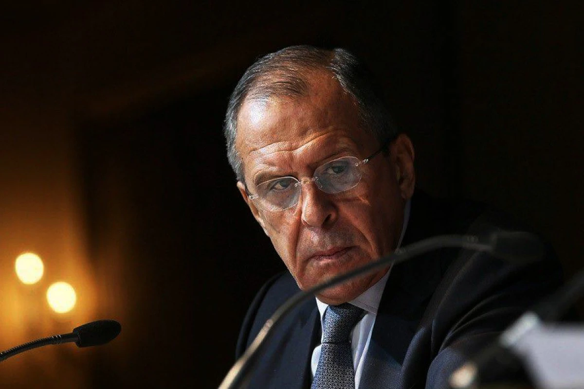 Lavrov: "Rusiya sülh yolu ilə nizamlanma prosesinə sadiqdir"