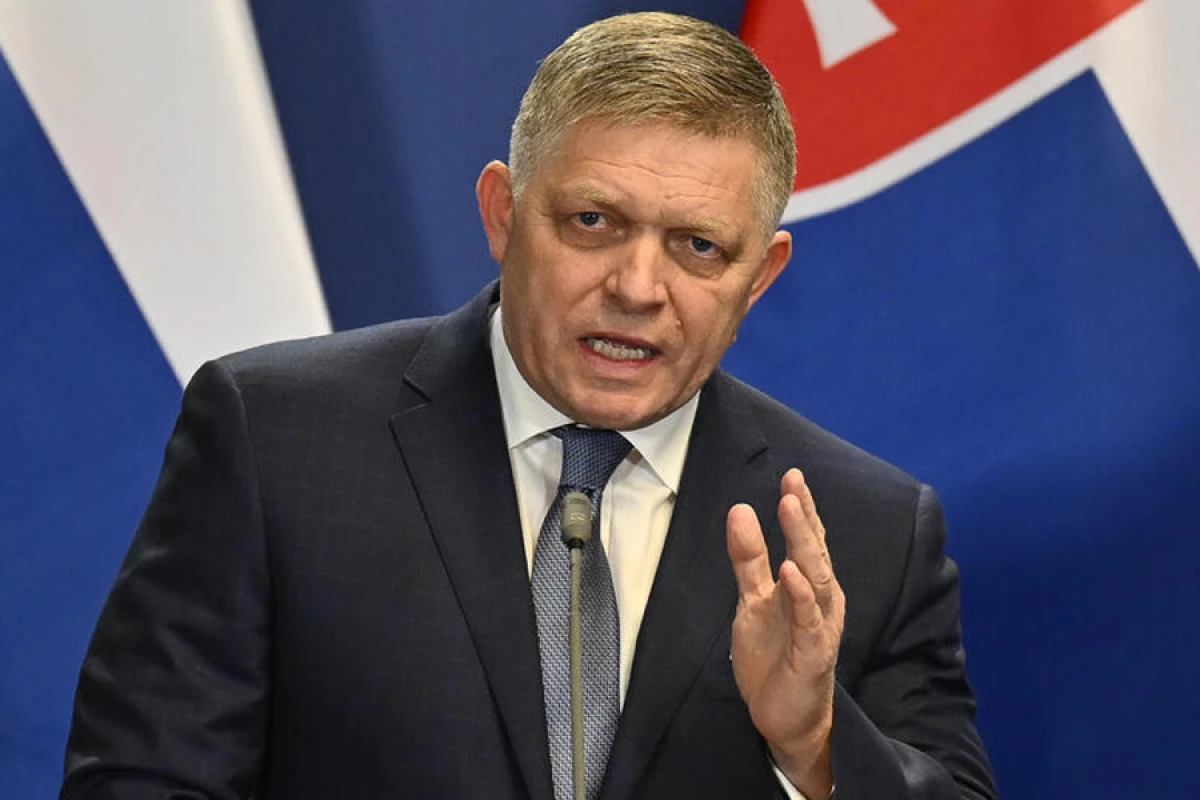 Slovakiyanın Baş naziri İrəvana gedir