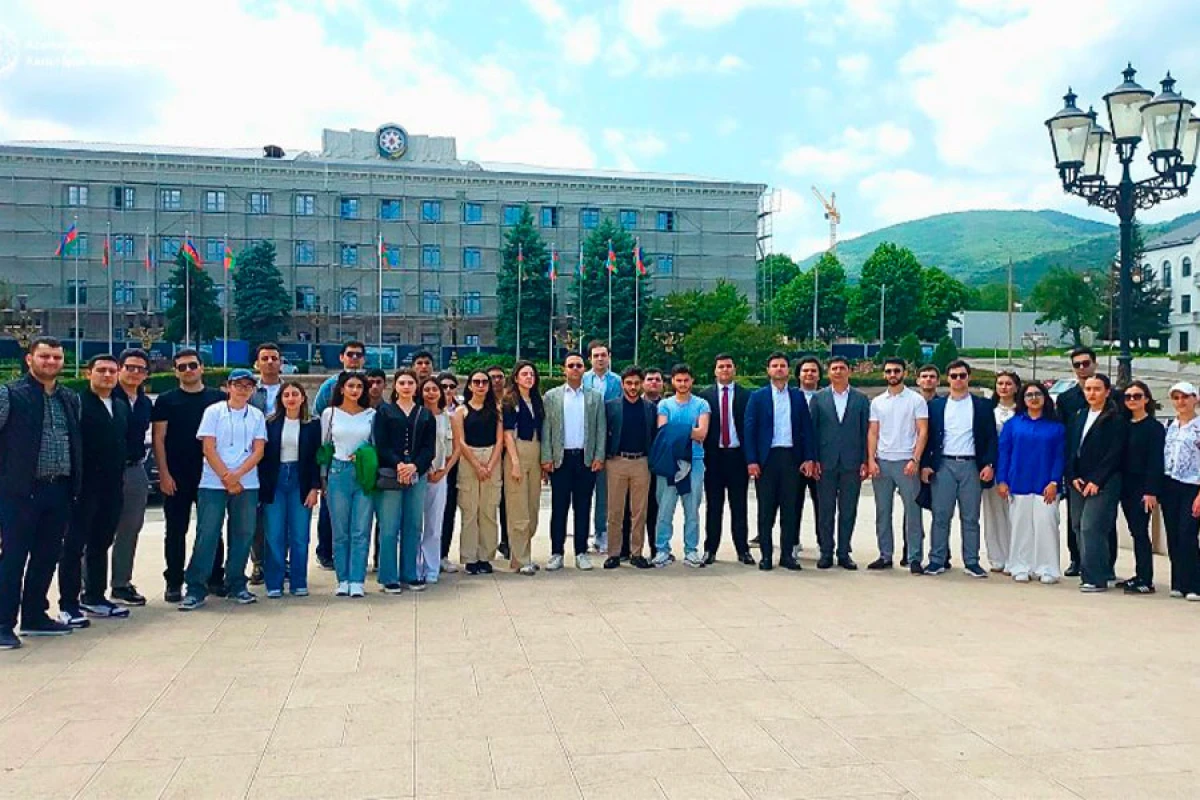 XİN könüllüləri Xankəndi və Şuşaya səfər etdilər