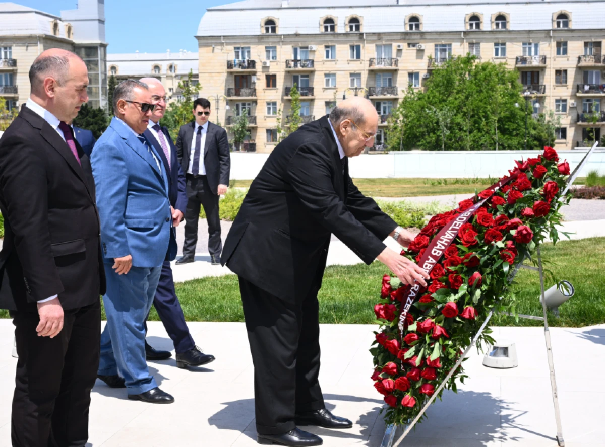 Misir Senatının sədri Zəfər parkını ziyarət etdi — 2