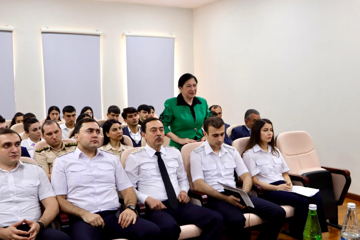 “Hüquq və Suverenlik: Prokurorluğun Yeni Çağırışları” mövzusunda seminar keçirildi — 4