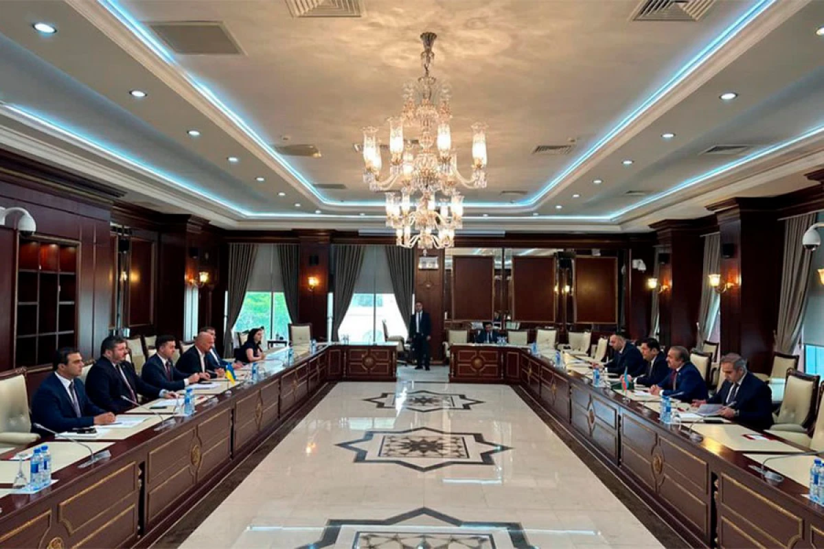 Ukrayna səfiri ilə parlamentlərarası əməkdaşlıq müzakirə edildi