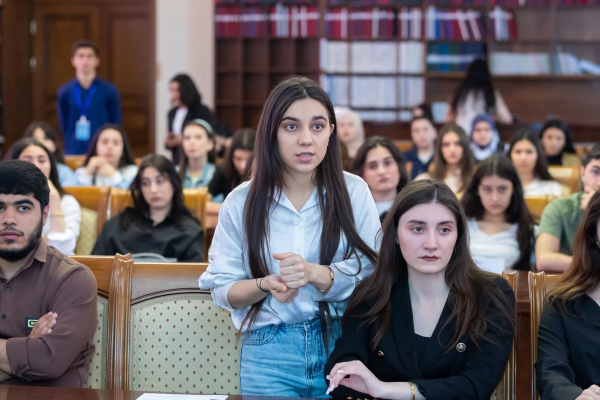 Tələbələr üçün növbəti karyera təlimi təşkil edildi — 5