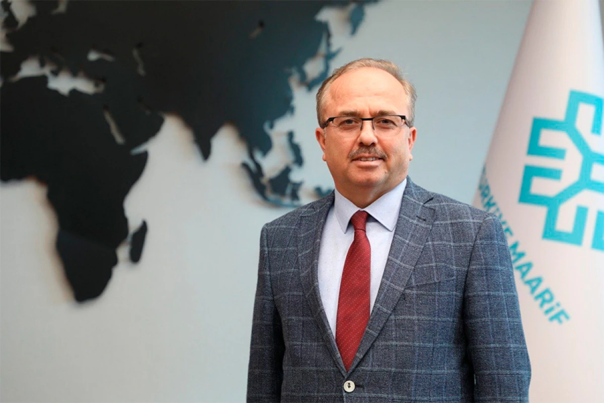 Birol Akgün Azərbaycanı təbrik etdi