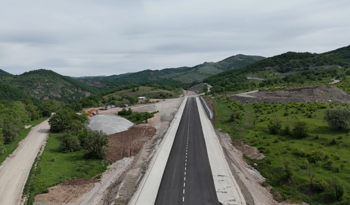 Azərbaycan və Türkiyə prezidentləri Kəlbəcər-Laçın avtomobil yolunda görülən tikinti işləri ilə tanış oldular - YENİLƏNDİ — 1