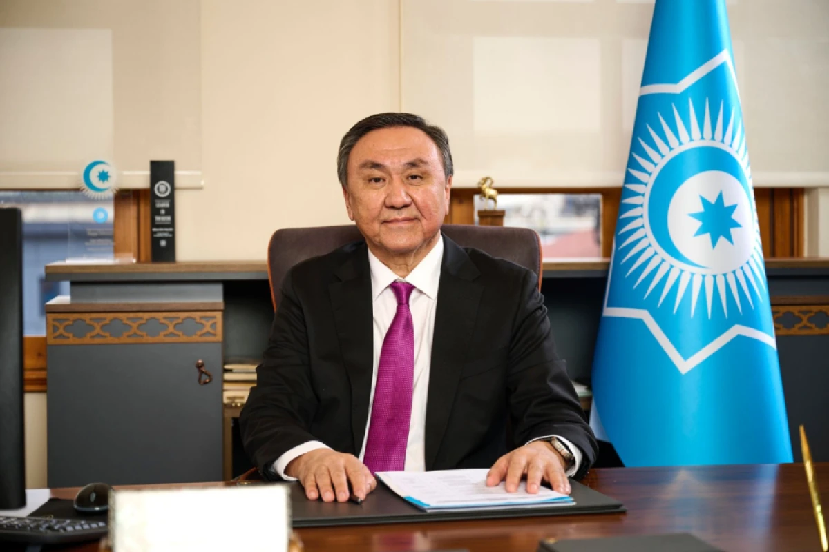 Ömüralıyev Azərbaycan xalqının Müstəqillik Gününü təbrik etdi