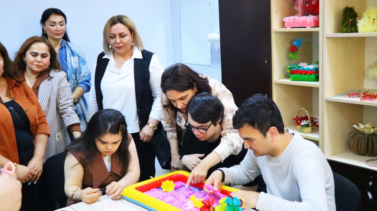 Peşə-əmək Reabilitasiyası Mərkəzində “Açıq qapı” günü təşkil edildi — 9
