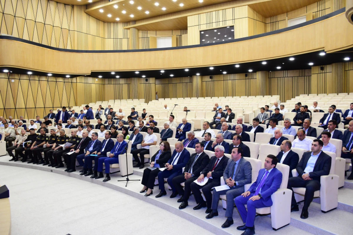 “Yanğına qarşı qabaqlayıcı tədbirlərin səmərəliliyinin artırılması” mövzusunda müşavirə keçirildi — 6
