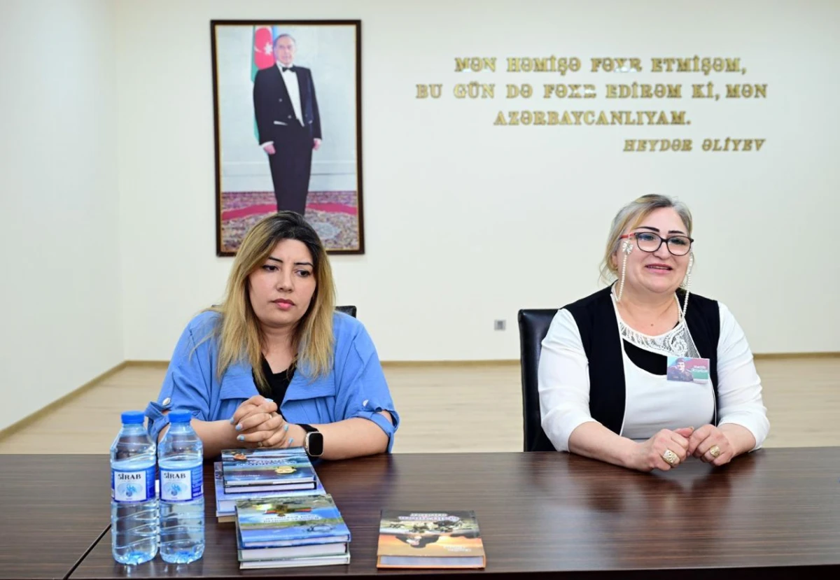 Mədəniyyət naziri Siyəzəndə vətəndaşları qəbul etdi — 1