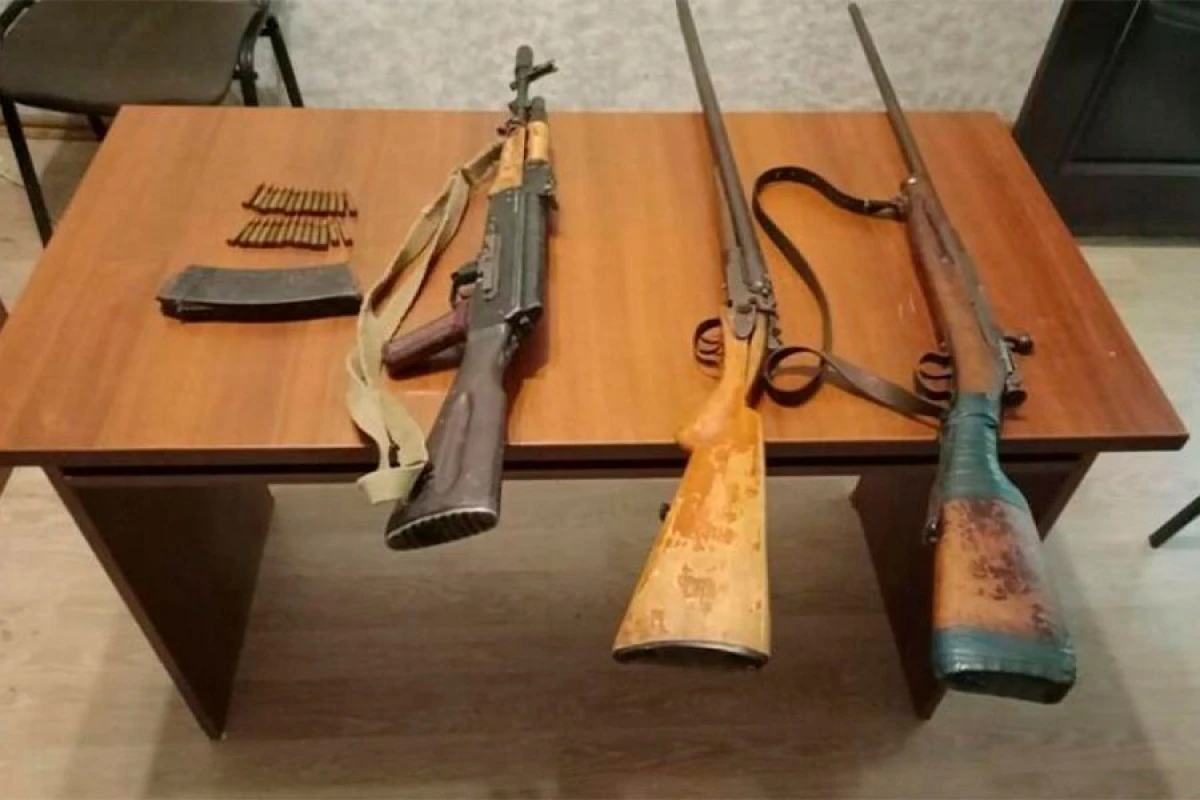 Ayrı-ayrı rayonlarda silah-sursat aşkarlandı