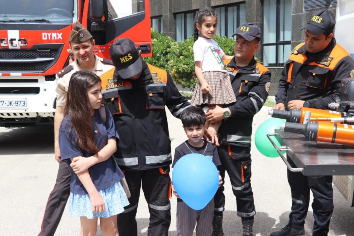 FHN-də  “açıq qapı günü” keçirildi — 1