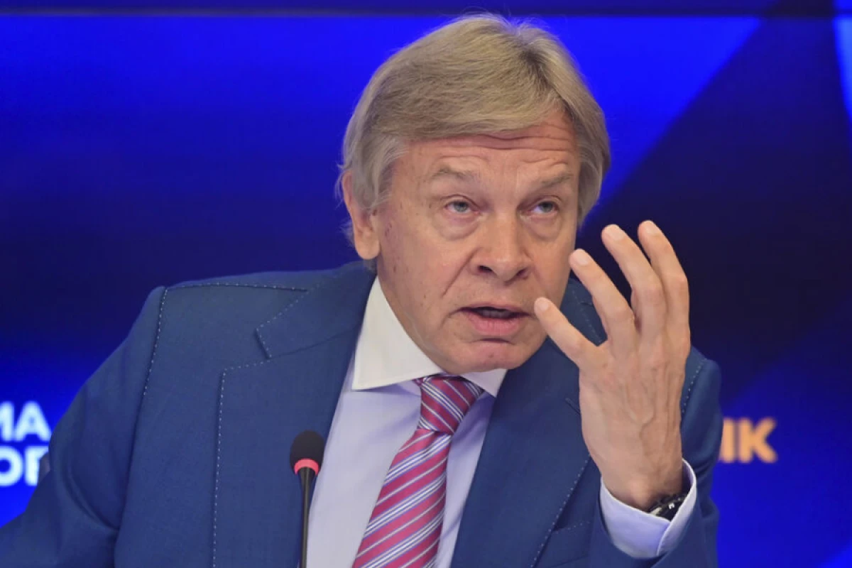 Puşkov: "London Britaniyanın yerli əhalisini miqrantlarla əvəz etmək istəyir"