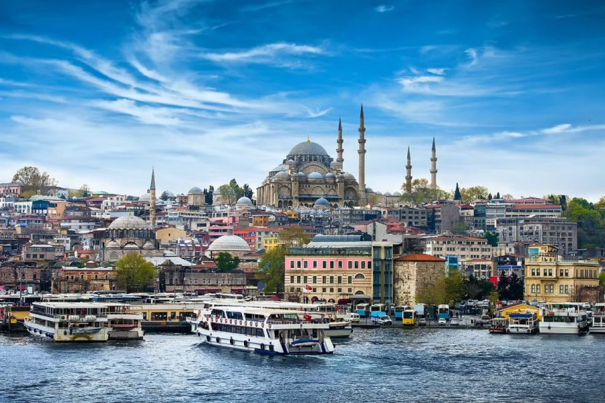Ukrayna nümayəndə heyəti İstanbula getdi