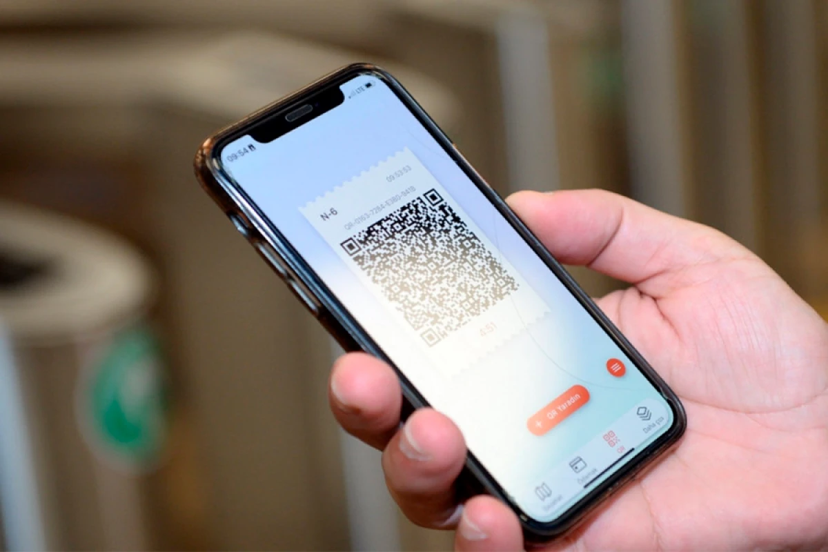 ETX: İctimai məkanlarda saxta QR-lar vasitəsilə vətəndaşlar aldadılır