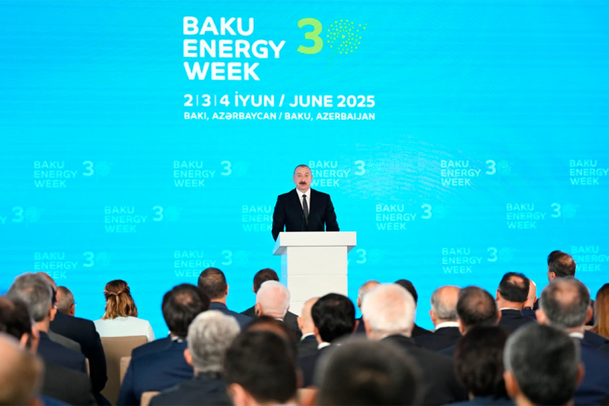 Prezident: “Bakı Enerji Həftəsi” artıq yeni yanaşmaların və beynəlxalq enerji dialoqunun formalaşdığı nüfuzlu forum kimi tanınır