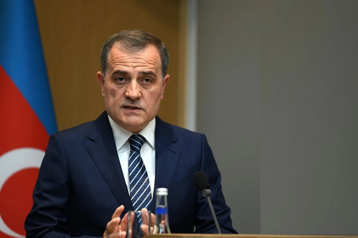 Ceyhun Bayramov Keniyaya rəsmi səfərə yola düşdü
