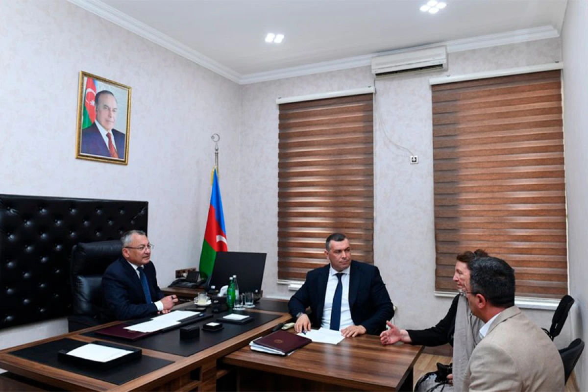 Rövşən Rzayev vətəndaş qəbulu keçirdi