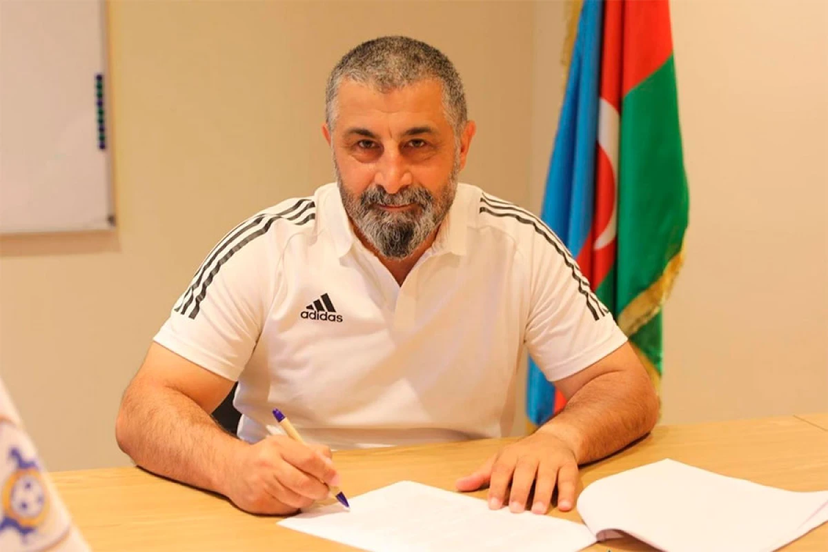 AFFA “Qarabağ”ın məşqçisini cəzalandırdı