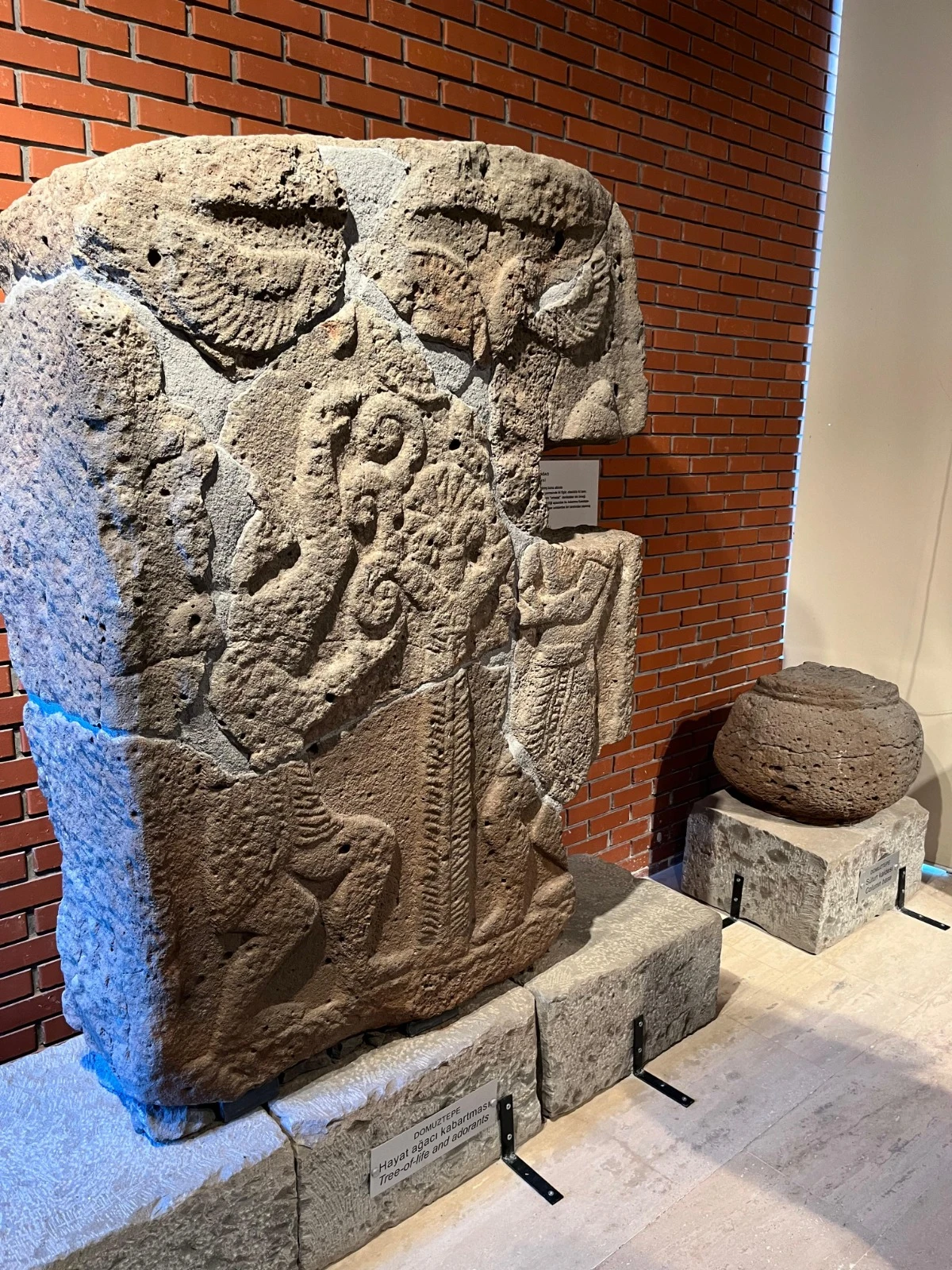 Karatepe-Aslantaş Yazıları UNESCO-nun “Dünyanın Yaddaşı” Reyestrinə daxil edildi — 3