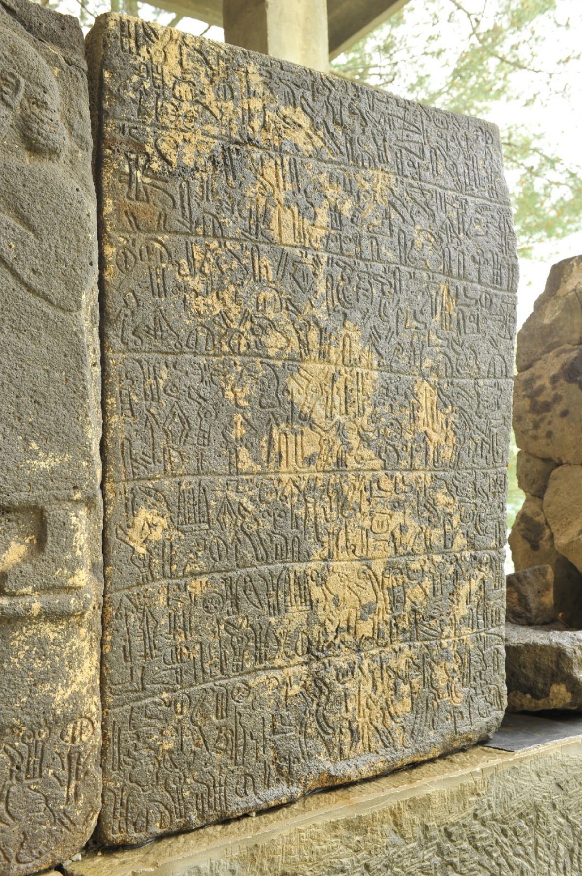 Karatepe-Aslantaş Yazıları UNESCO-nun “Dünyanın Yaddaşı” Reyestrinə daxil edildi — 4