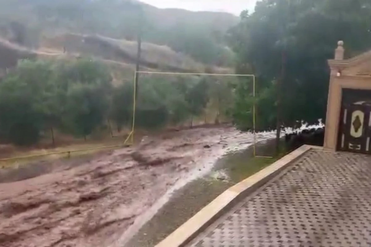 Naxçıvanın Kəngərli rayonuna sel gəldi