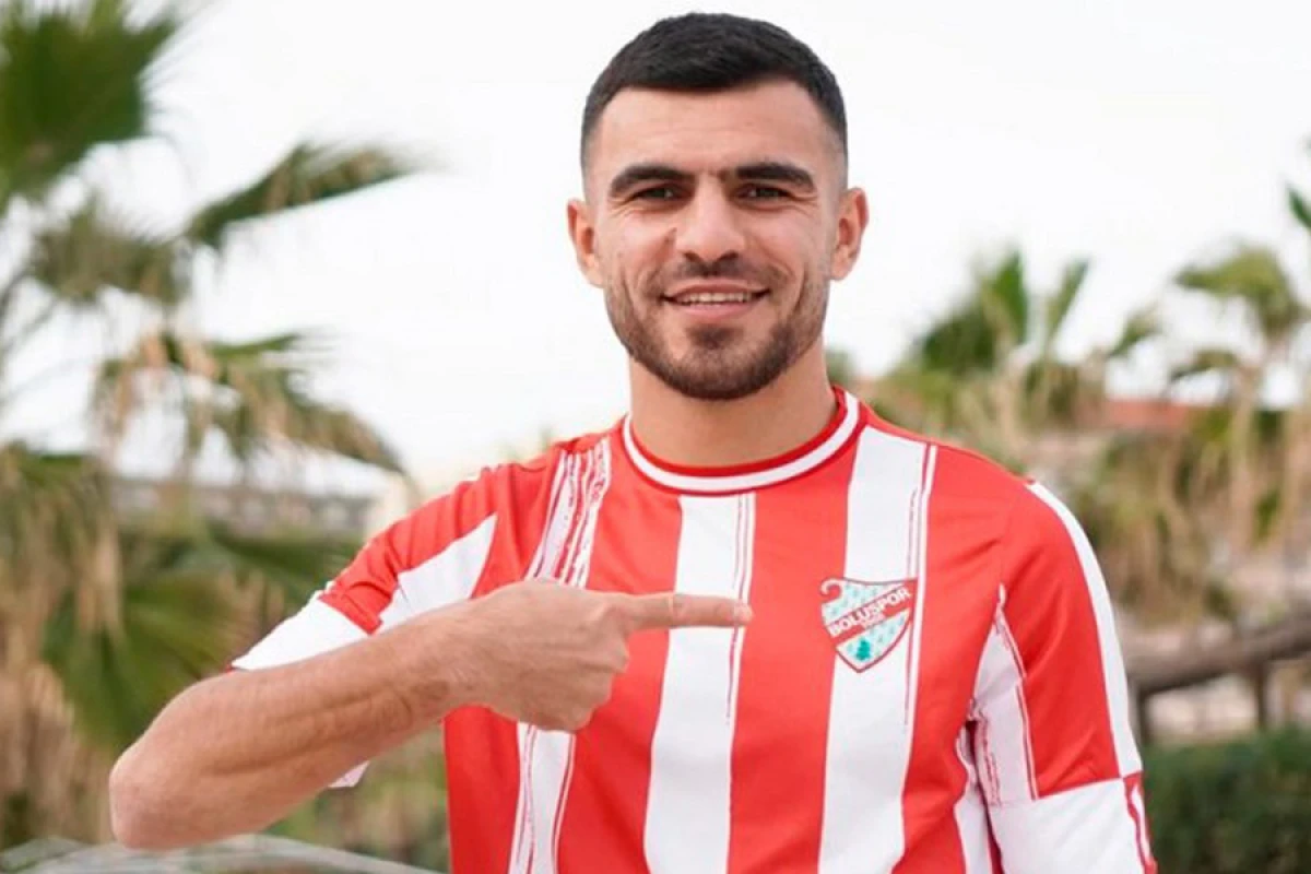 Azərbaycanlı futbolçu Türkiyə klubundan ayrıldı