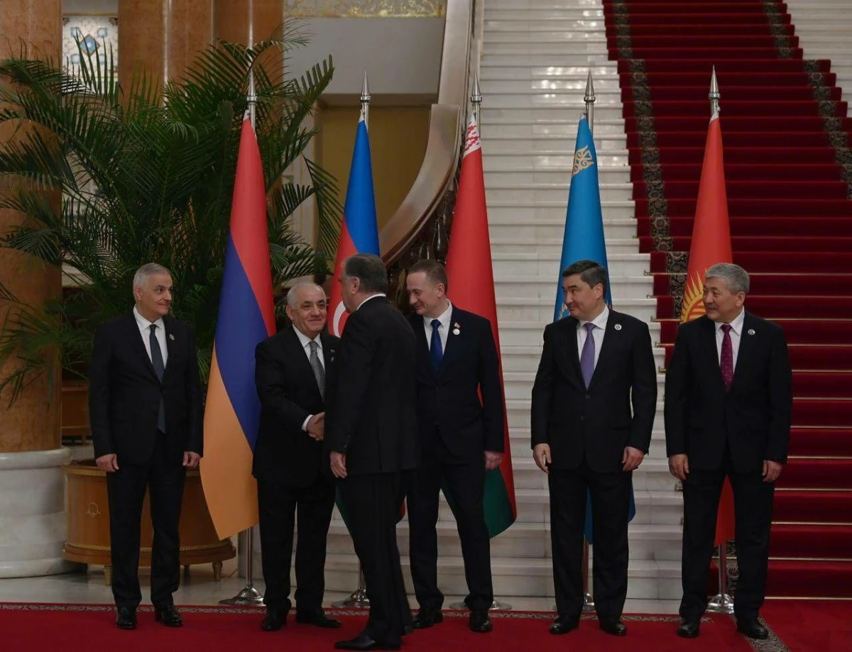 Əli Əsədov Tacikistan Prezidenti ilə görüşdə iştirak etdi — 1