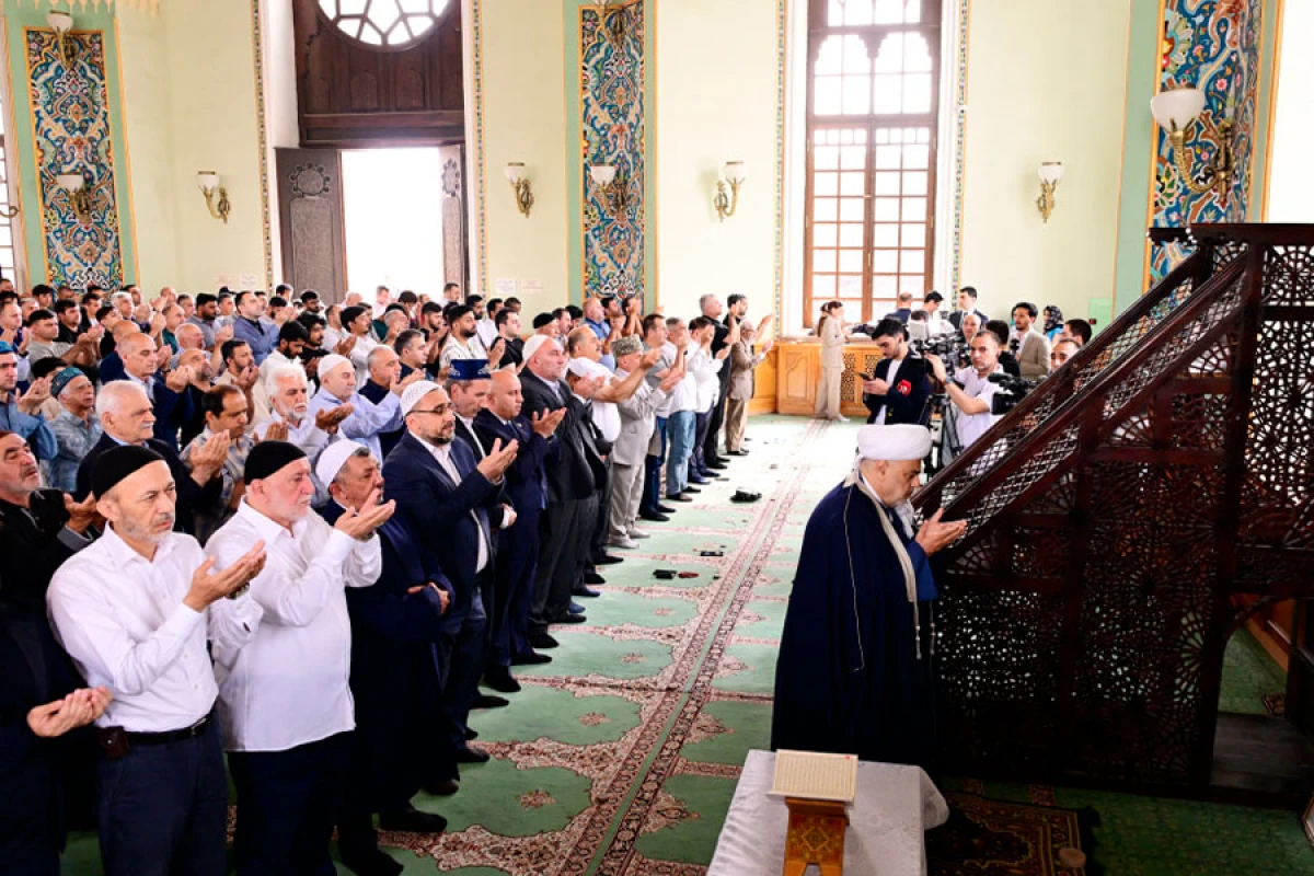 Bakıda Qurban bayramı münasibətilə bayram namazı qılındı