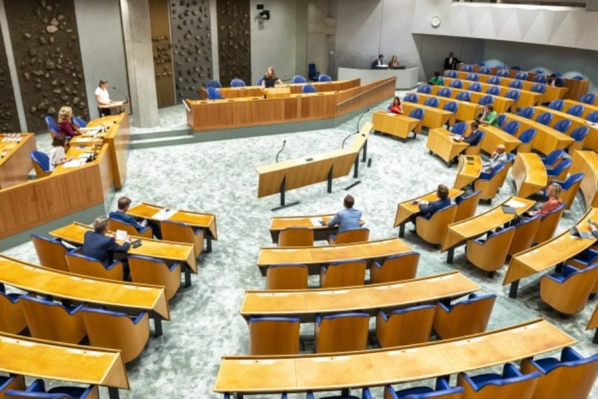 Niderlandda parlament seçkilərinin tarixi açıqlandı