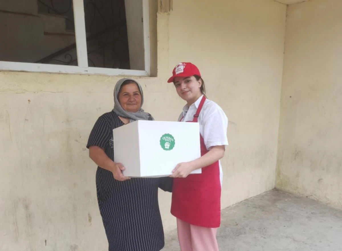 Leyla Əliyevanın təşəbbüsü ilə ailələrə qurban payları çatdırılır — 4