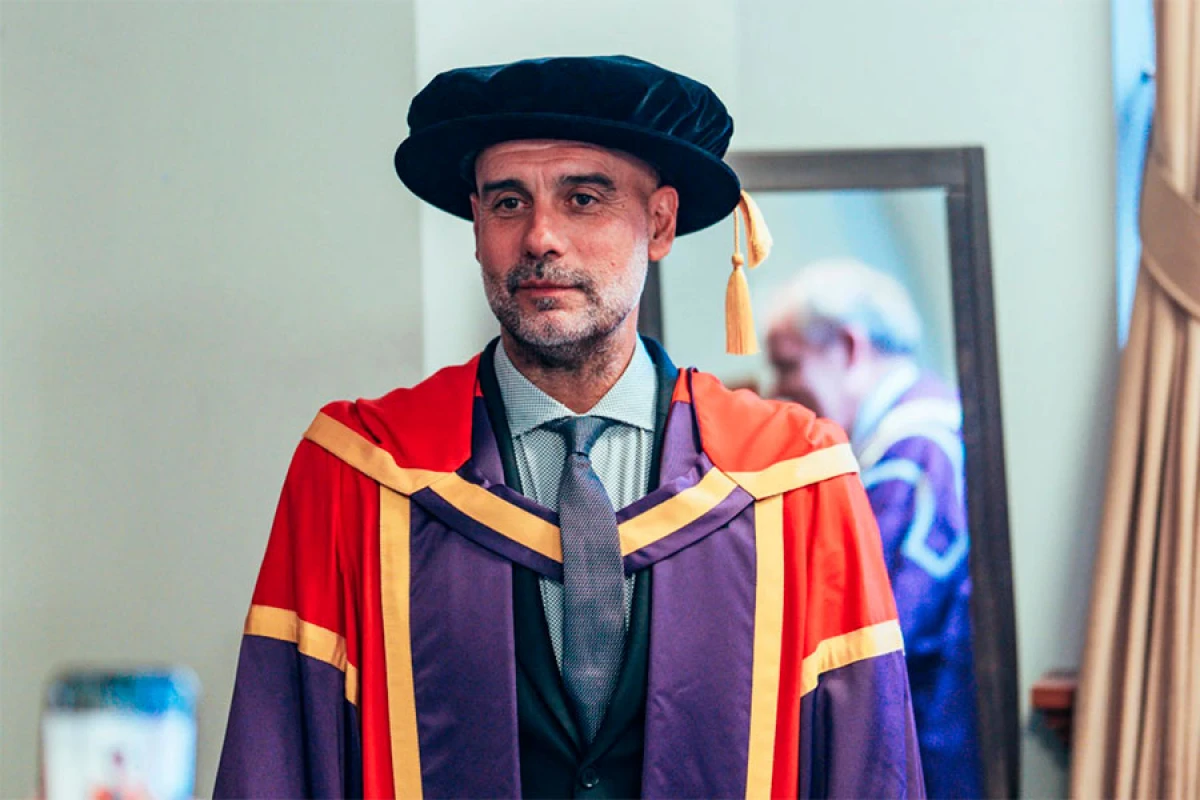 Xosep Qvardiolaya fəxri doktor dərəcəsi verildi
