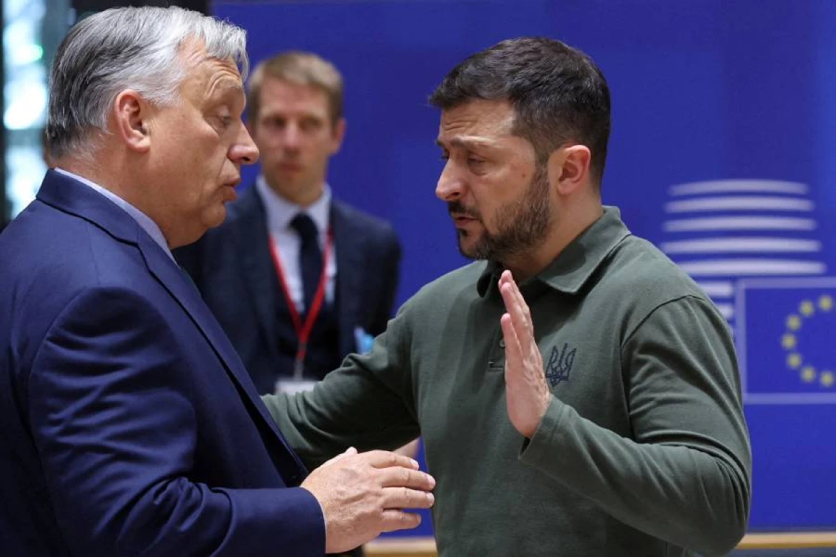 Zelenski: “Orban Putinə xidmət edir”